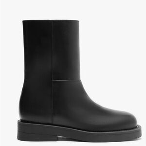 NWT Schutz Jamie boot